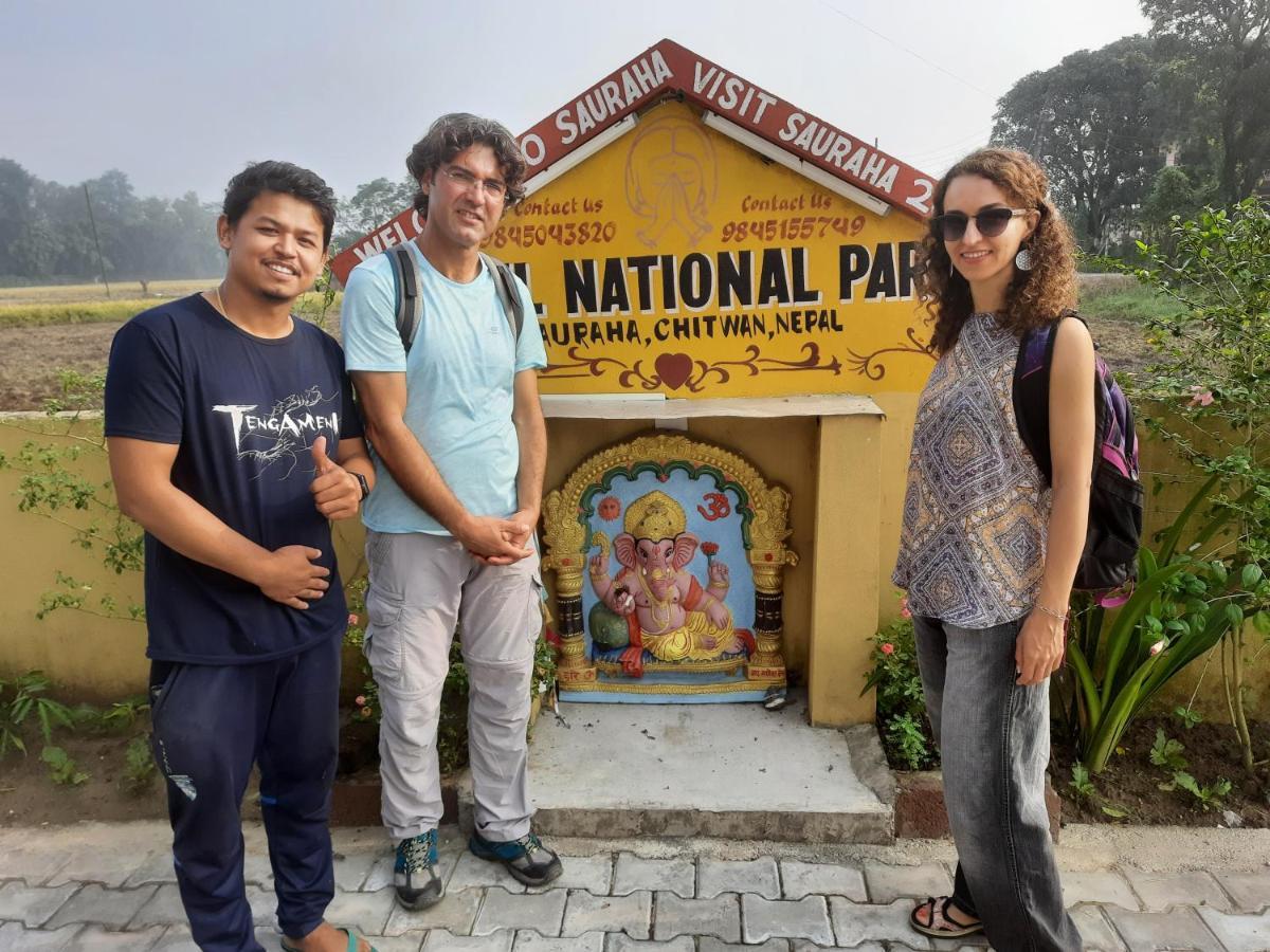 Hotel National Park Sauraha- Homely Stay And Peaceful Location With Jungle Safari Arrangements ภายนอก รูปภาพ