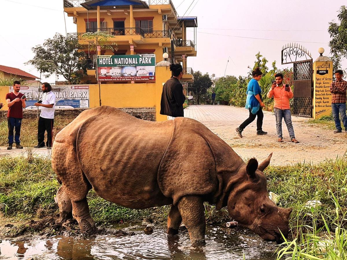 Hotel National Park Sauraha- Homely Stay And Peaceful Location With Jungle Safari Arrangements ภายนอก รูปภาพ